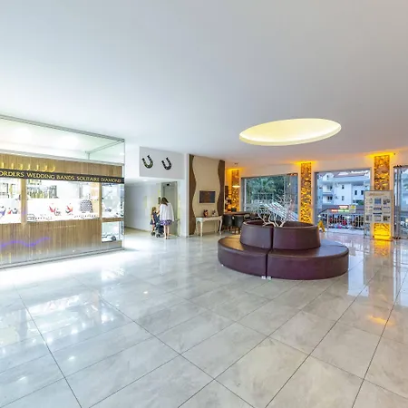 Otel Alenz 3*
