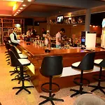 Alenz Hotel 2*