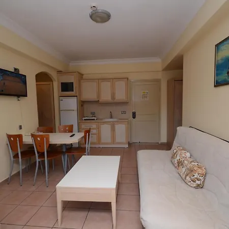 Alenz Hotel 2*